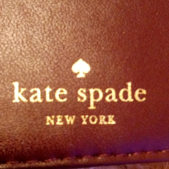 KATE SPADE♠️NEW YORK Brown Vintage Leather Wallet! Red Kate Spade  Fabric Inside - Picture 6 of 13